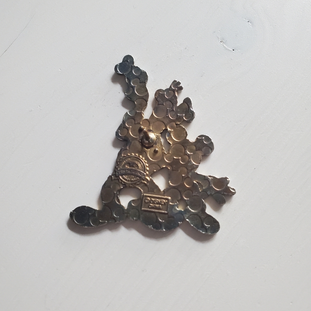 Disney Mickey Mouse and Goofy Enamel Pin - Picture 2 of 2